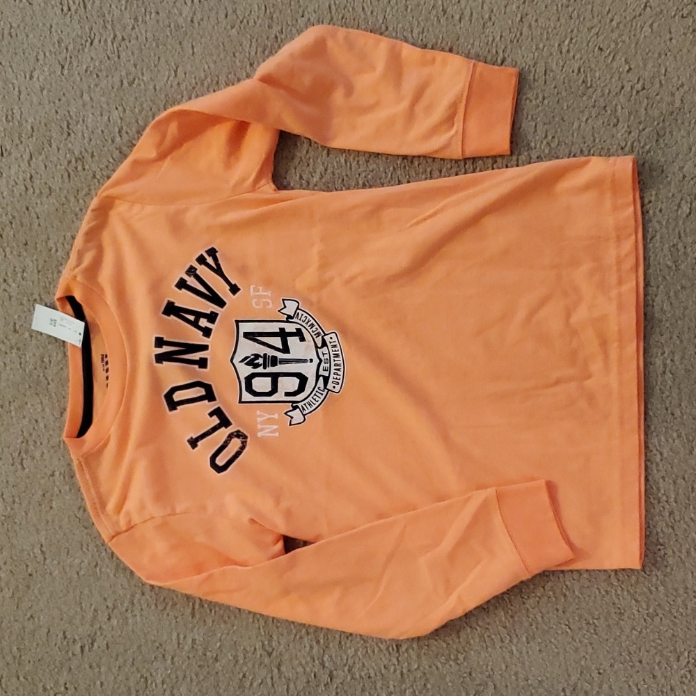 Boys long sleeve T Shirt size S (6-7)